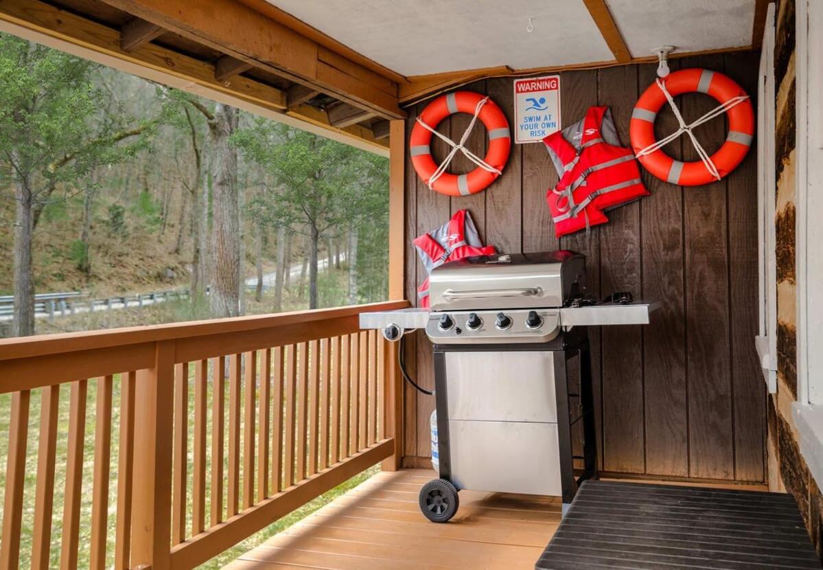 Creekside Cabin W Hot Tub, Fire Pit, Grill, Wifi! Basye Exterior foto