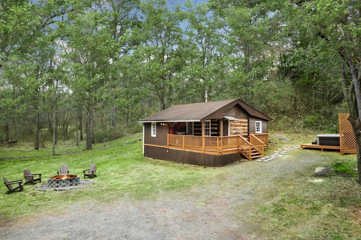 Creekside Cabin W Hot Tub, Fire Pit, Grill, Wifi! Basye Exterior foto